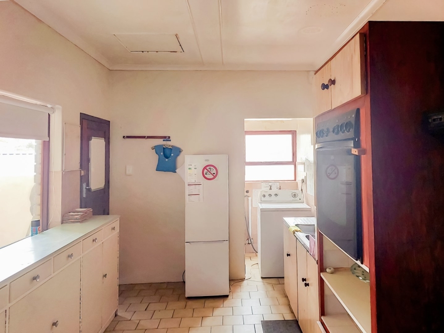 6 Bedroom Property for Sale in McDougall